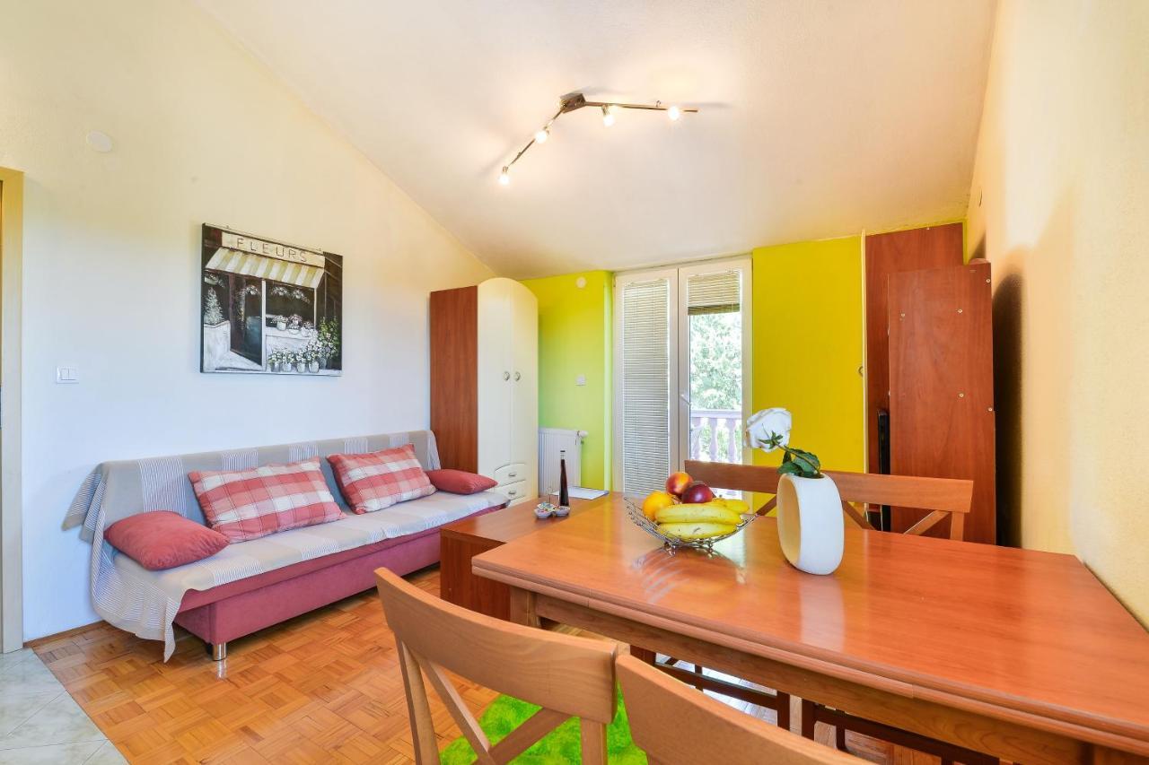 Family Friendly Apartments With A Swimming Pool Zadar - 18098 Exterior foto