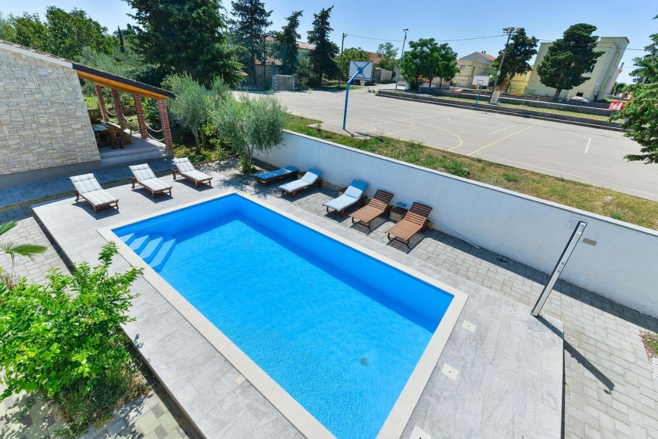 Family Friendly Apartments With A Swimming Pool Zadar - 18098 Exterior foto