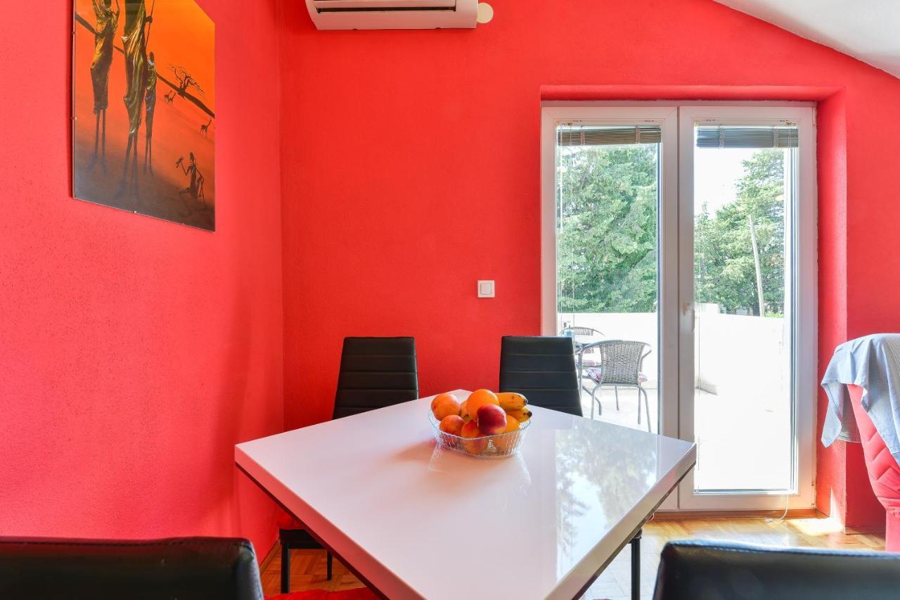 Family Friendly Apartments With A Swimming Pool Zadar - 18098 Exterior foto