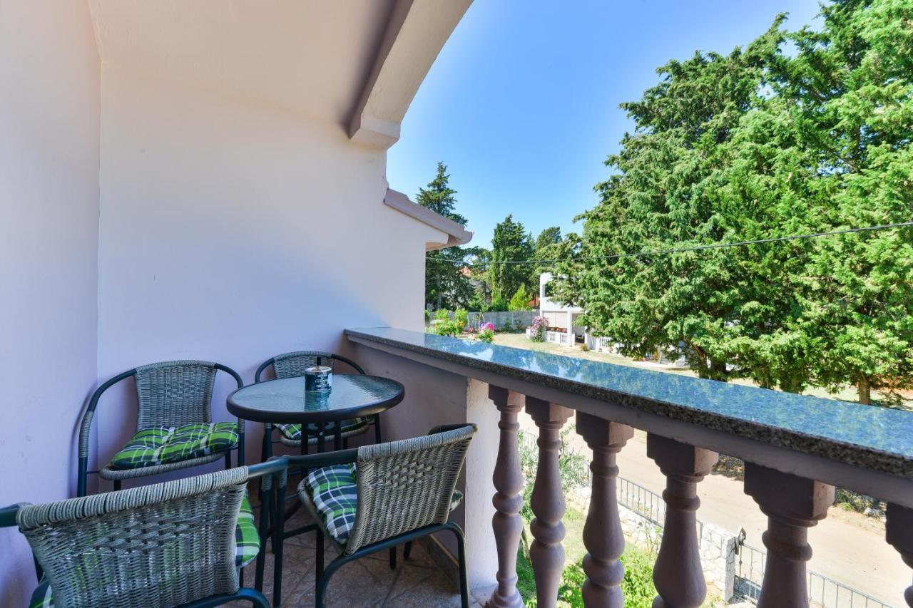Family Friendly Apartments With A Swimming Pool Zadar - 18098 Exterior foto